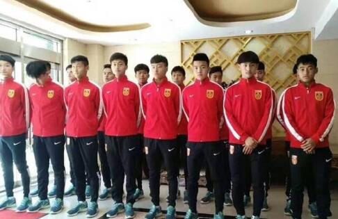 丝袜美腿一区二区三区