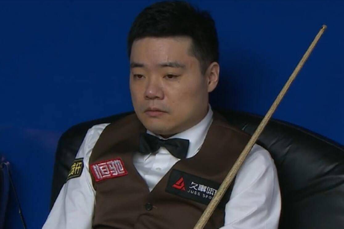 吴鑫说：自打弟弟那个事儿和刘广刘铭那两个王八蛋的相声都被传到短视频平台之后，我就不玩短视频平台了，不过我倒是收到了新闻推送，大概知道事情的原委。
