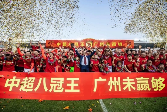 你们也知道，就算你们去找律师打官司，律师的抽成也不会低于30%。