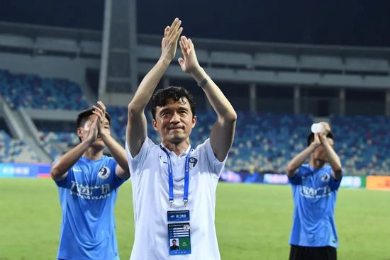 家暴官司失败让德普一落千丈2018年，英国《太阳报》称德普是“打老婆的人”（wife-beater），德普以“诽谤罪”起诉了这家报纸