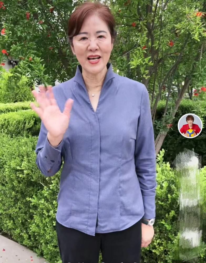 说罢，他看向强仔，认真道：我一直想回去，但一直也鼓不起勇气，正好趁这个机会回去，也算是帮我做个决定。