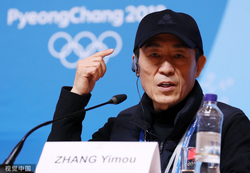 这其中，赵家家主更是率先谄媚的说道：吴总，您可真是器宇轩昂，吴少爷也是一表人才，不愧是我们江南第一大家族，这气派就是不一样。
